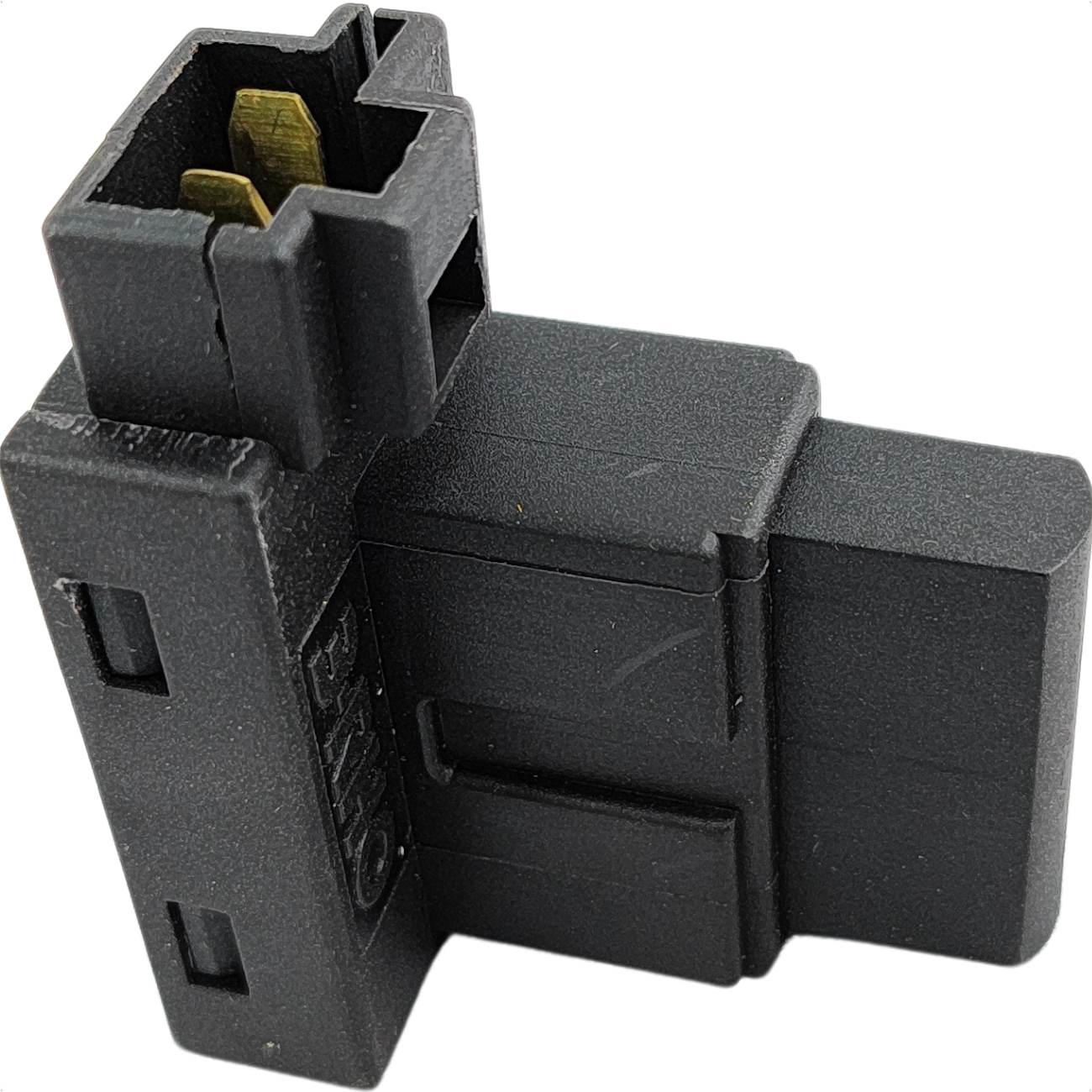 INTERRUPTOR DE EMBREAGEM GM CORSA WAGON 1.6 2000/2010  ;  GM CORSA PICKUP 1.6 2000/2010  ;  GM S10 TODOS 1996/2004  ;  GM BLAZER TODOS 1996/2004  ;  GM VECTRA TODOS 2006/2010  ;  G